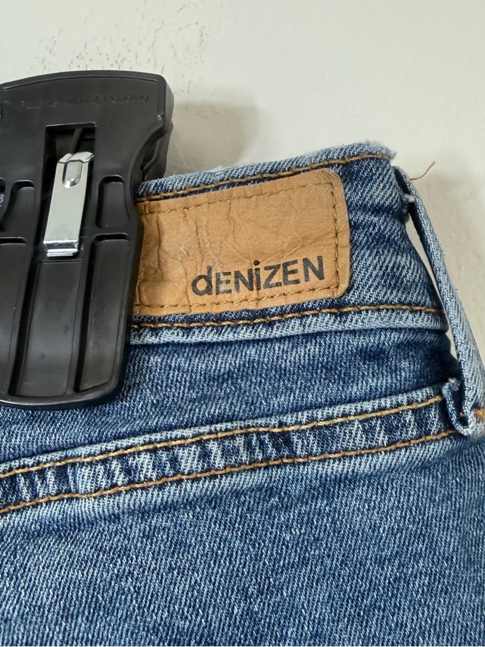 Denizen from Levi's Distressed Denim Cut Off Shorts | Size 16 | Mid Wash - Picture 4 of 6